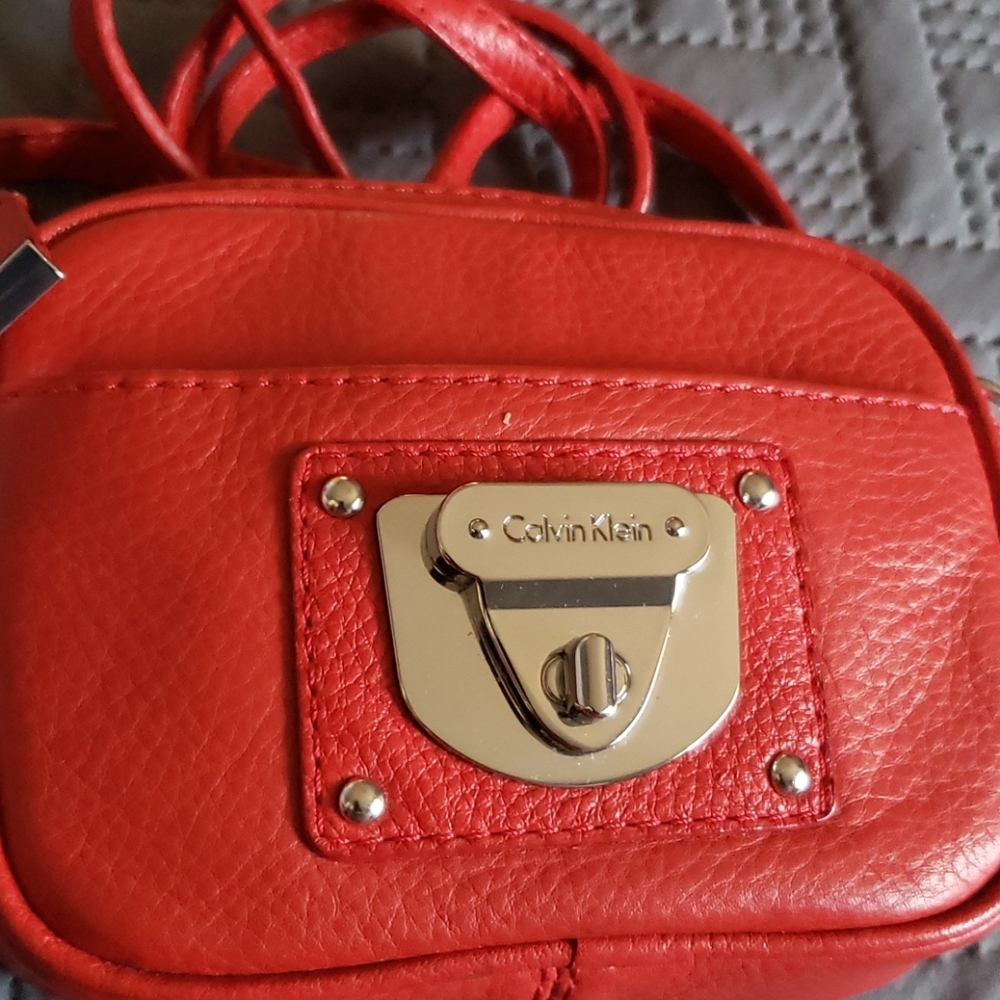 NWOT Calvin Klein Crossbody